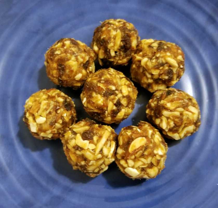 Dry Fruit Laddu